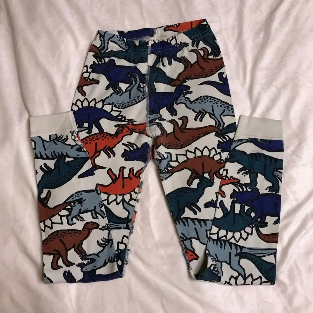 Hanna Andersson off white multicolor dinosaur pajamas size 140 or US 10